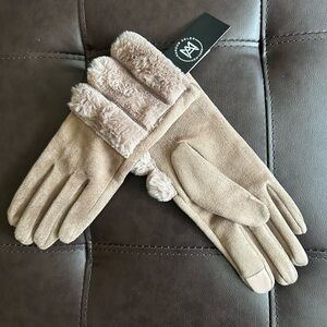 Marcus Adler Faux Suede Gloves with Faux Fur Trim (NWT)